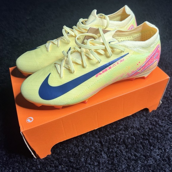 Nike Zoom Vapor‎ 16 Pro KM FG Men\'s 11.5 Mbappe Soccer Cleats FQ8689-800 main image 5